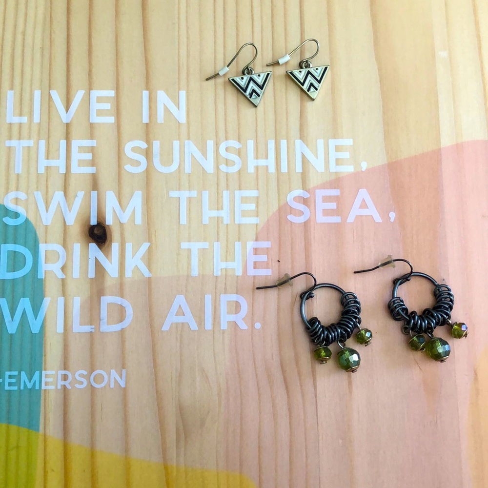 Two pairs of earrings